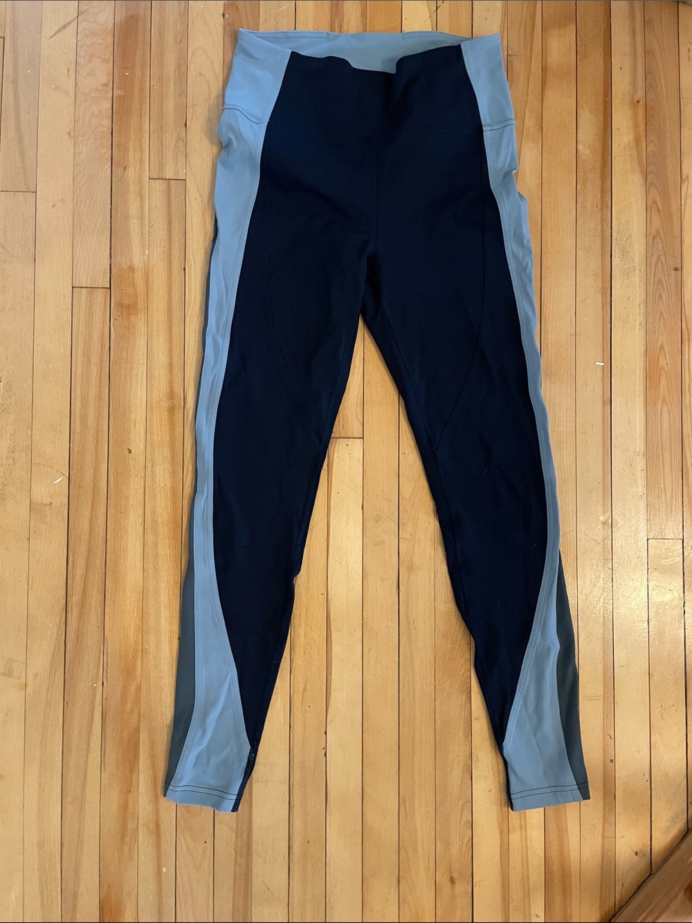 lululemon athletica Two-Tone Navy and Light Blue Leggings